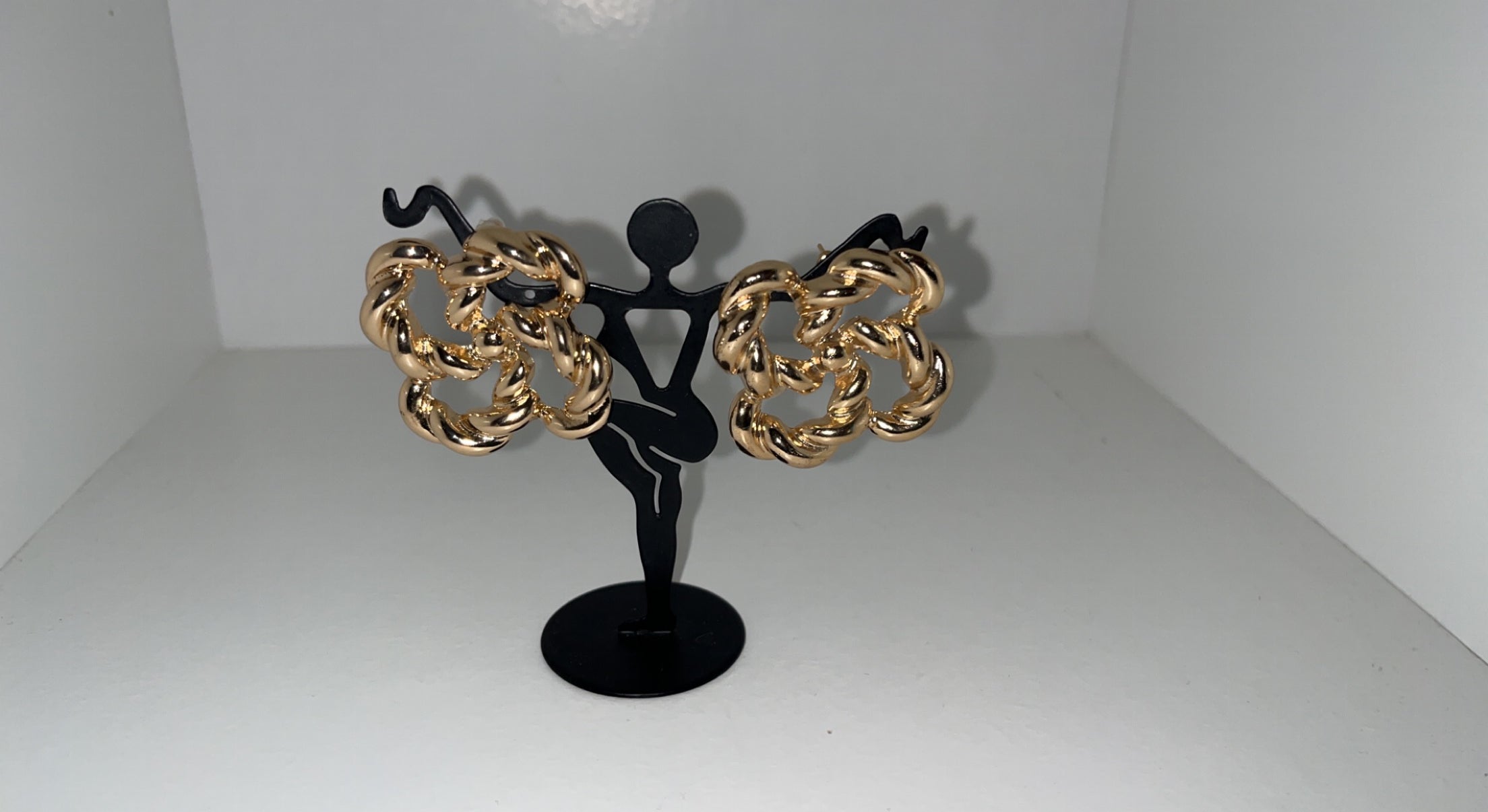 Tami Gold stud earrings